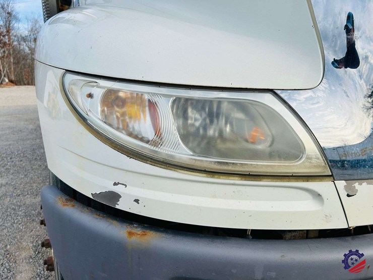 2013-international-durastar-4400-image-10