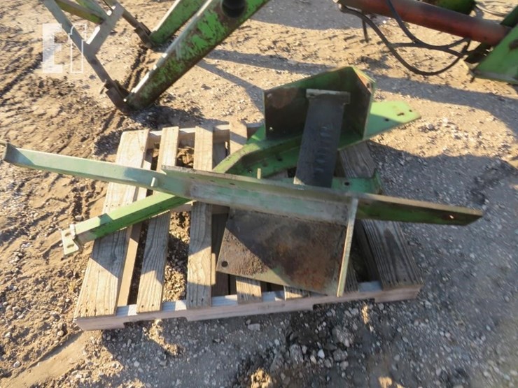 john-deere-158-image-7