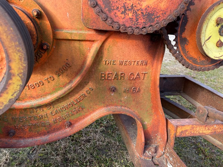 #1412-•-hammer-mill-with-screens-image-11