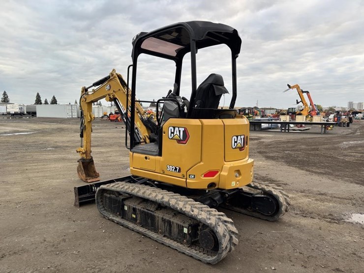 2022-caterpillar-302.7cr-image-4