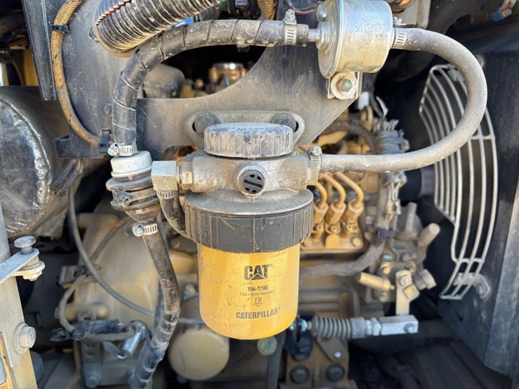 2022-caterpillar-302.7cr-image-50