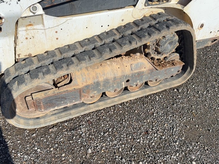 2018-bobcat-t590-image-12