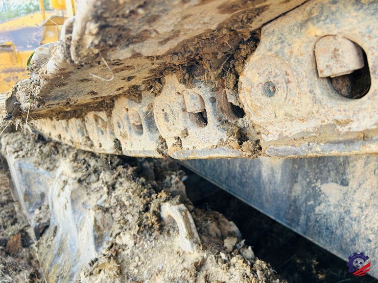 2005-caterpillar-d8t-image-24