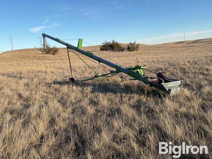 john-deere-8-image-3