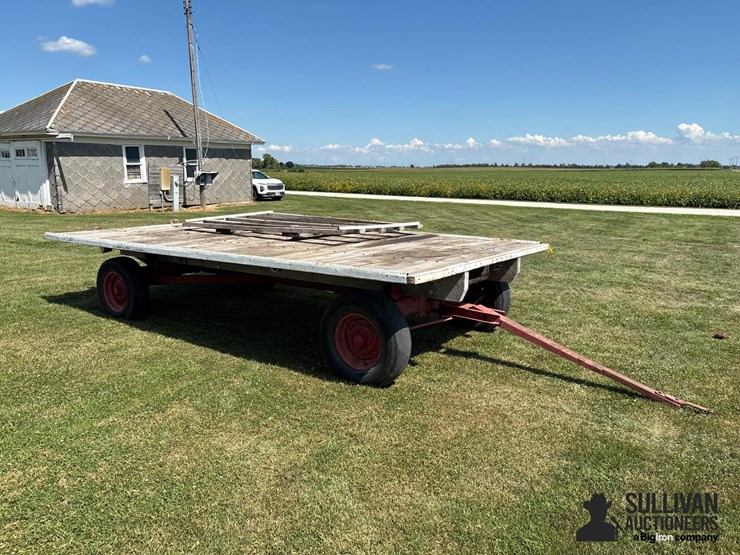 8'x15'-hay-rack-on-running-gear-image-3