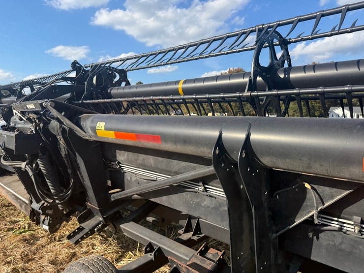 2014-macdon-40-foot-flex-draper-head----header-cart-not-included-image-18