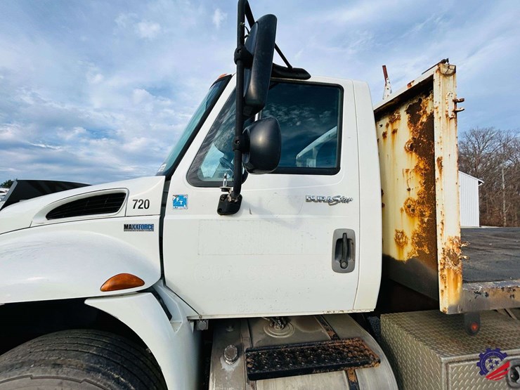 2013-international-durastar-4400-image-18