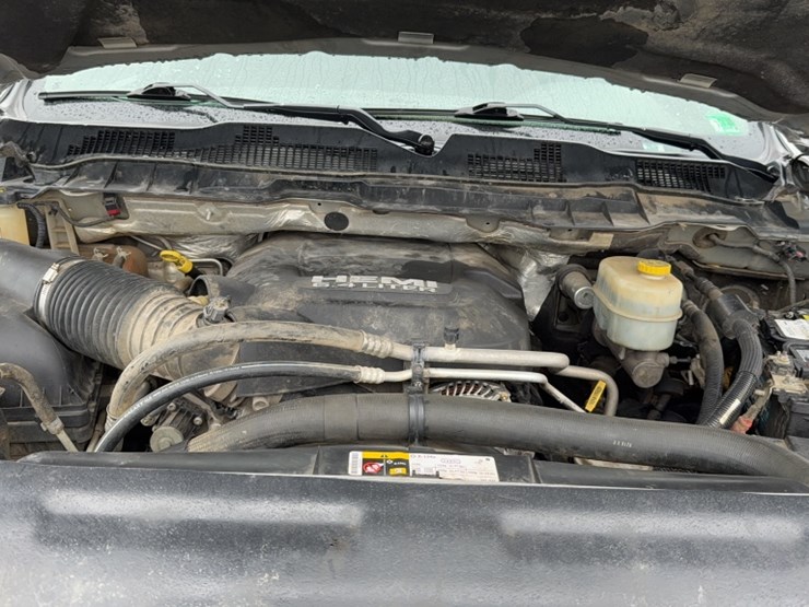 2016-dodge-2500-image-24