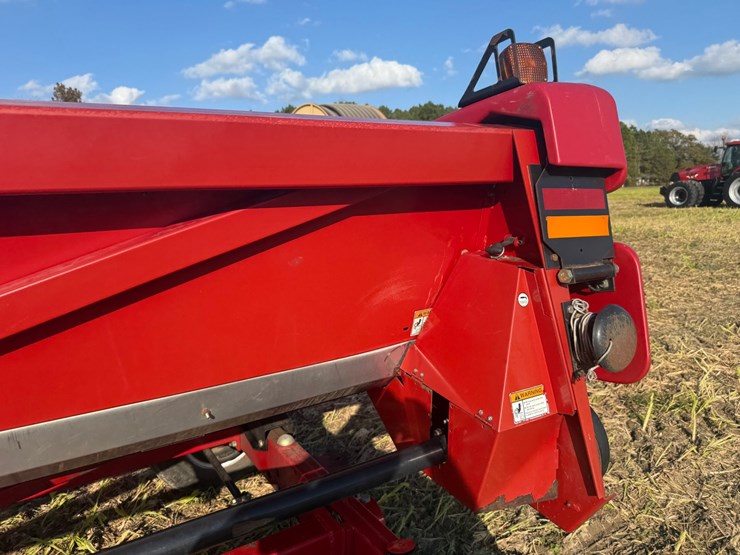 2011-case-ih-3412-image-39