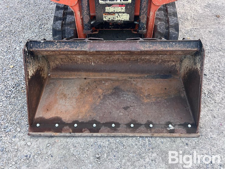 2019-gehl-rt105-image-14