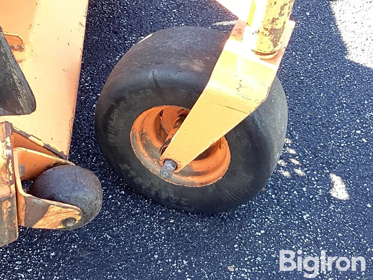 scag-stt61v29dfi-ss-image-10