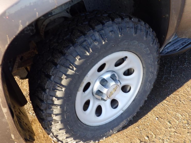 2014-chevrolet-tahoe-image-13