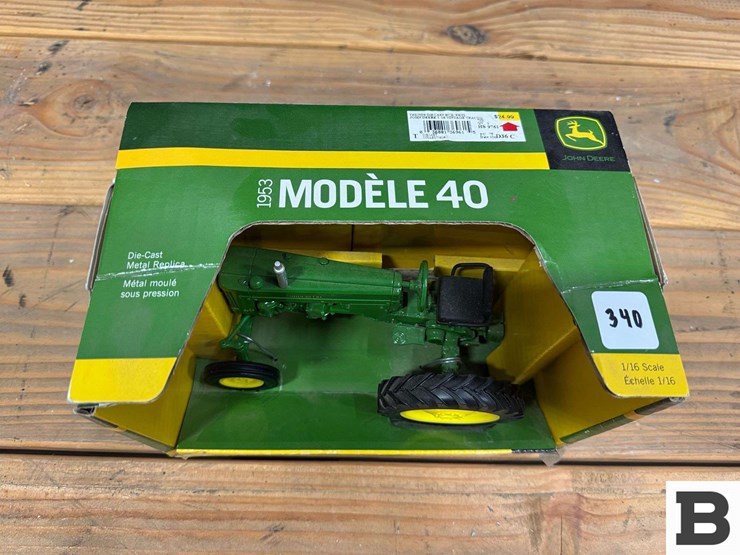ertl-die-cast-replica-1953-john-deere-model-40-tractor-1:16-scale-image-3