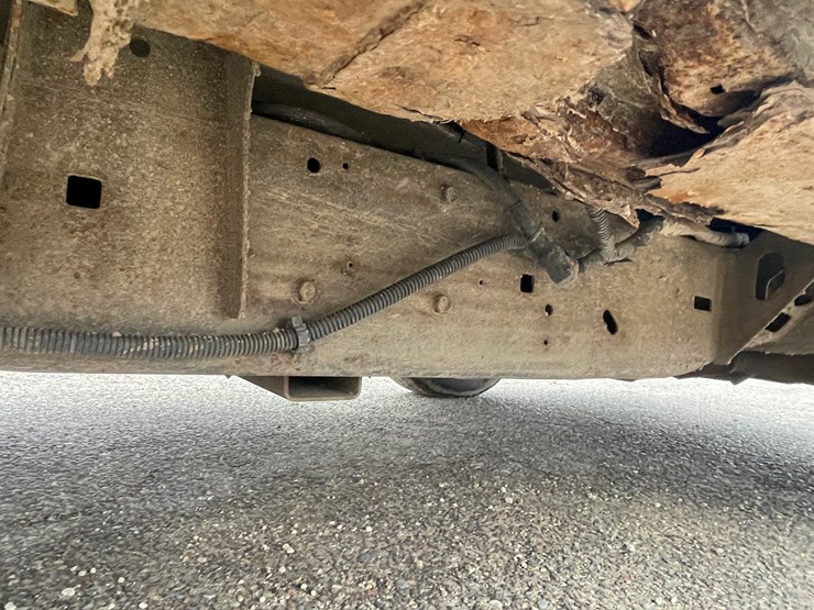 #1064-•-2012-gmc-savana-1-ton-van-(has-wi-title)-image-29