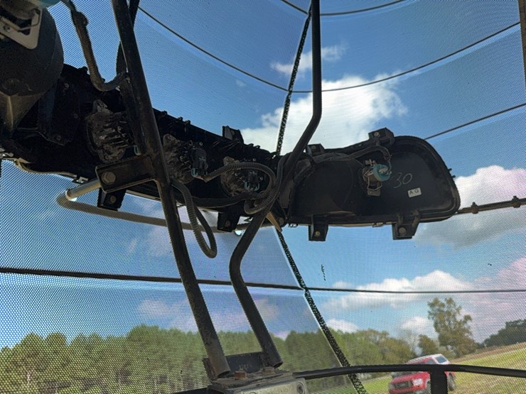 case-ih-magnum-335-image-82