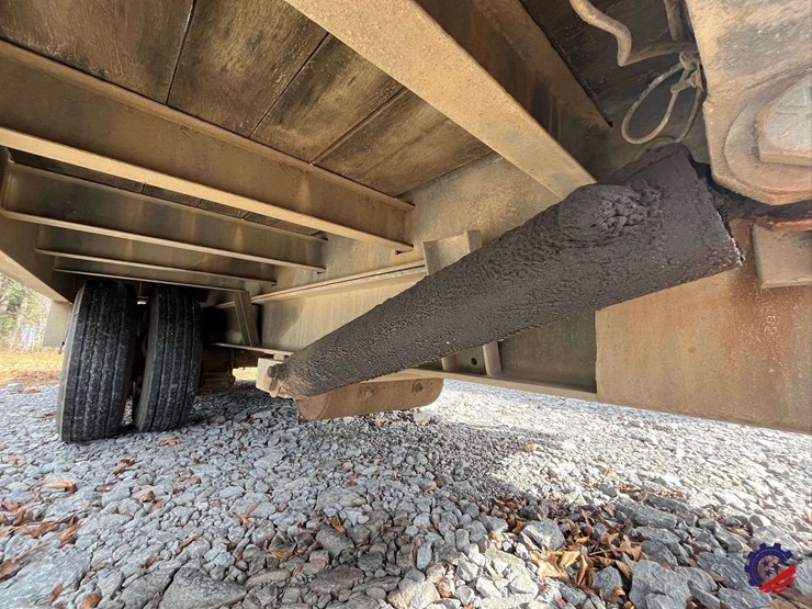 t/a-21’-x-8’-tilt-equipment-trailer-image-24