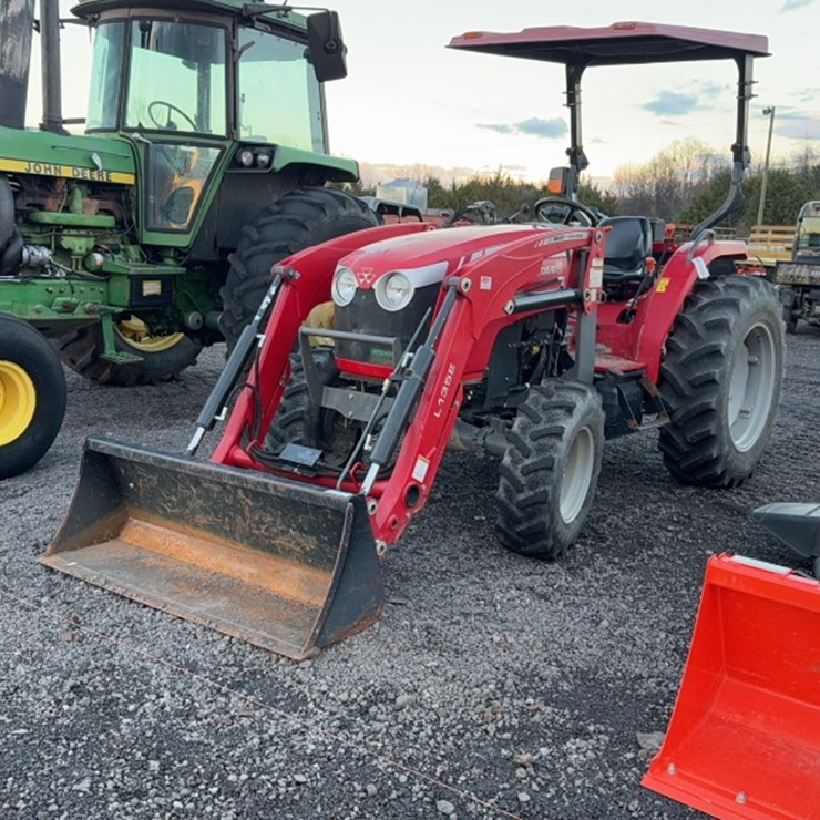 MASSEY-FERGUSON 2706E