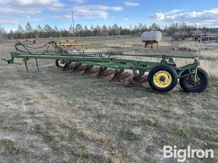 john-deere-7-image-8