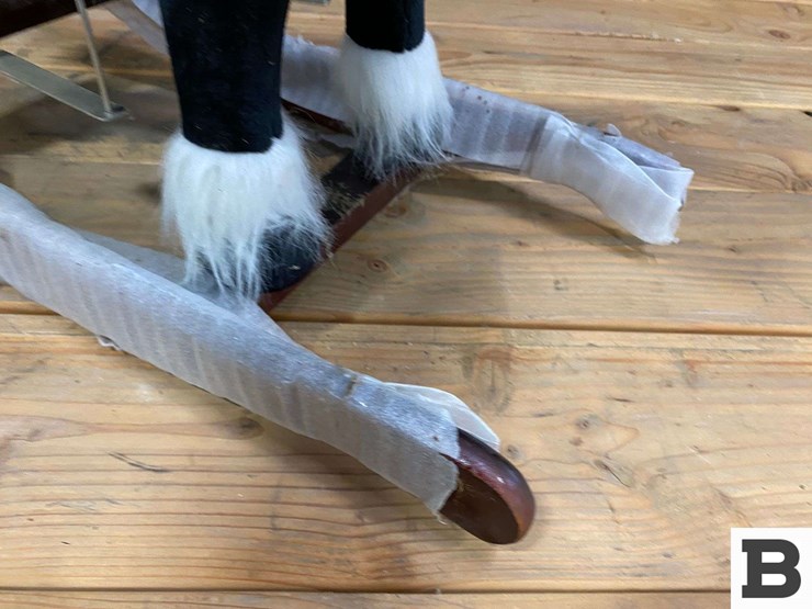 home-accents-29"-animated-rocking-horse-image-7