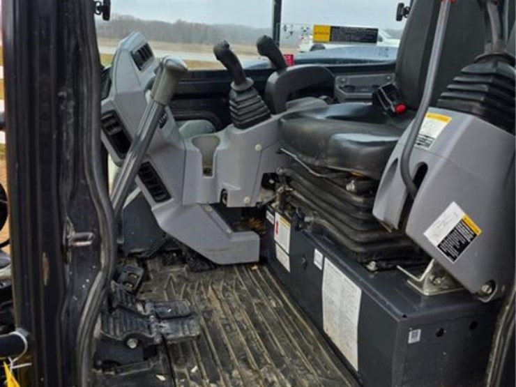 kubota-kx057-4-image-16