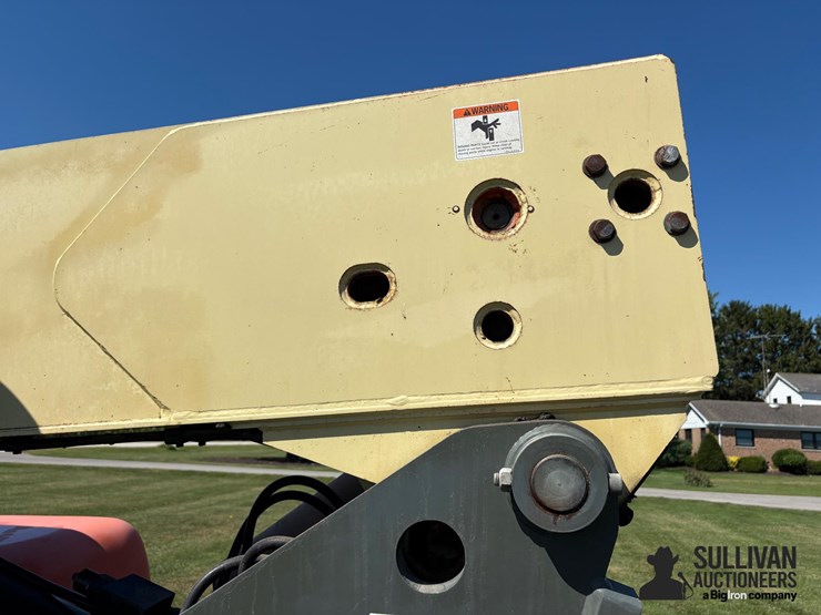 2005-jlg-g9-43a-image-9