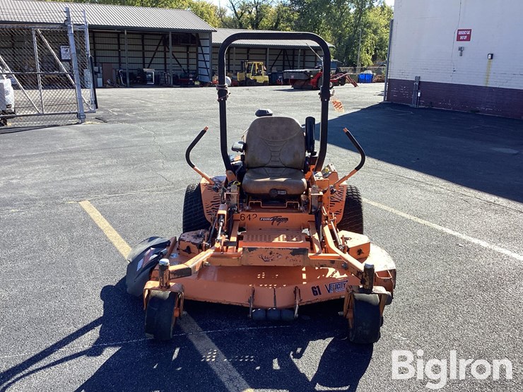 scag-stt61v29dfi-ss-image-2