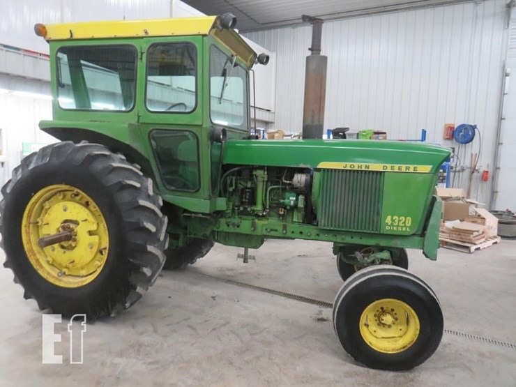 john-deere-4320-image-8