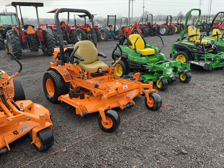 #3084-•-scag-turf-tiger-zero-turn-lawn-mower-image-3