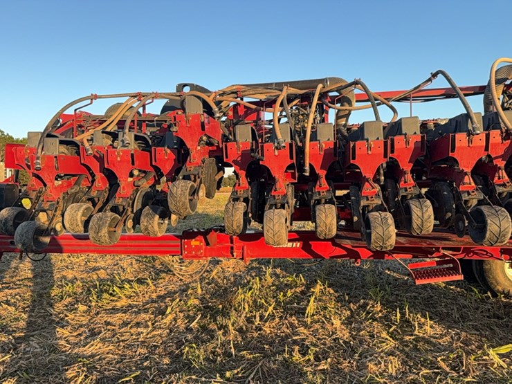 case-ih-1240-image-145