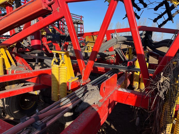 2014-bourgault-9400-image-24