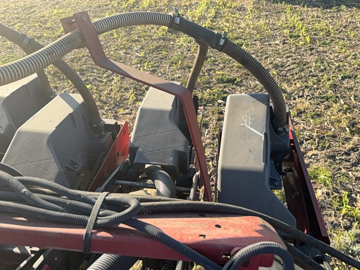 case-ih-1200-image-76