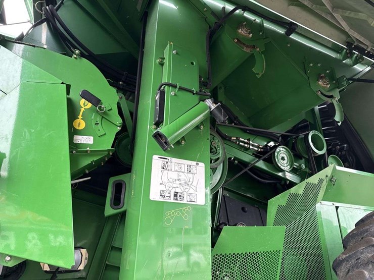 john-deere-s680-image-32