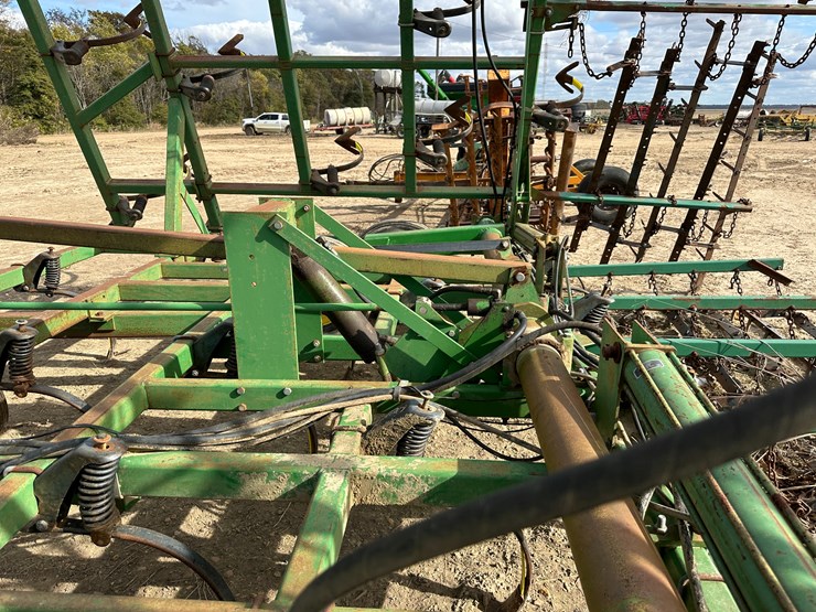 john-deere-38-image-28