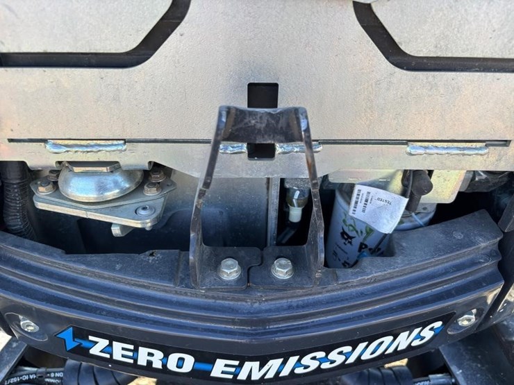 2022-bobcat-e10e-hydraulic-excavator-image-42