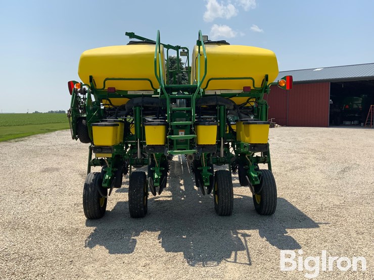 2009-john-deere-1770nt-image-6