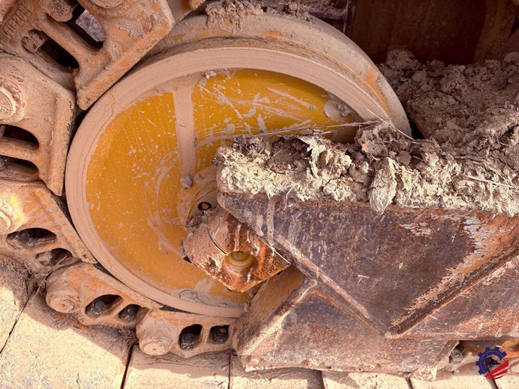 2019-caterpillar-d6t-xw-image-64