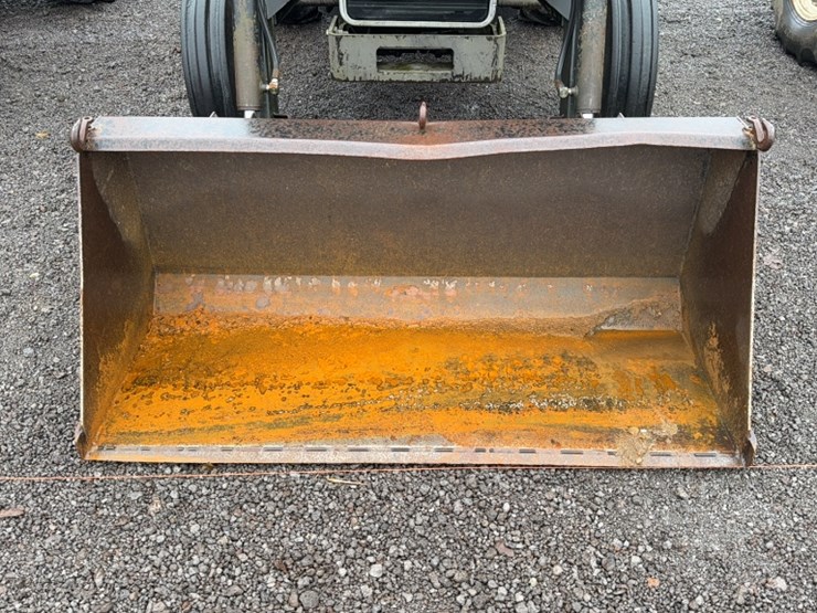 massey-ferguson-231-image-4