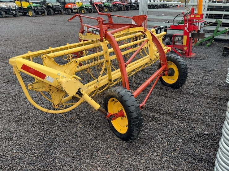 new-holland-258-image-4