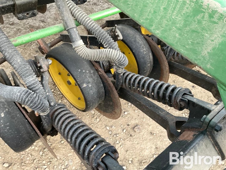 john-deere-750-image-18