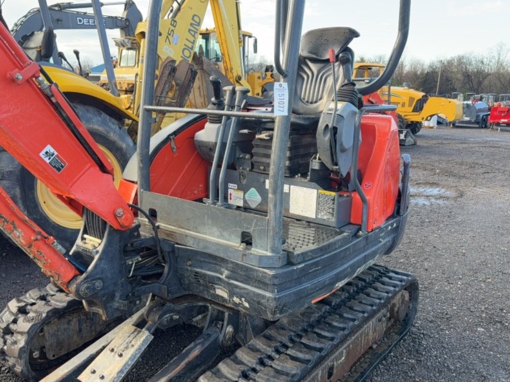 kubota-kx71-3s-image-13