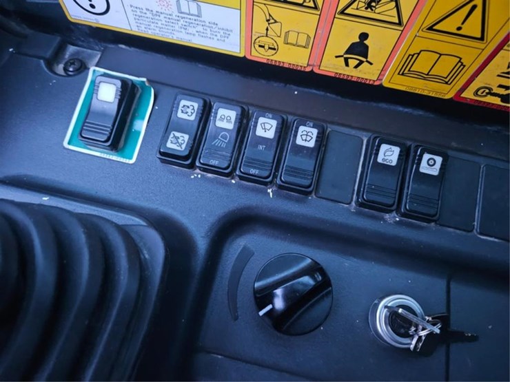 takeuchi-tl12r2-image-26