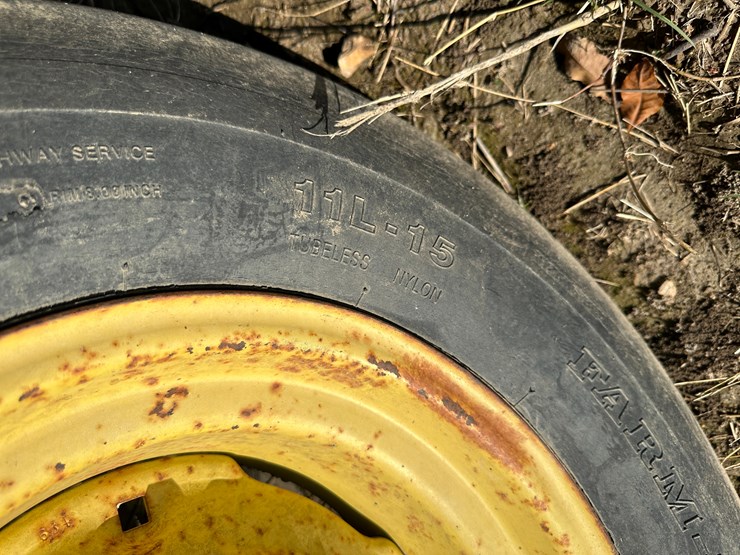 john-deere-26-image-5