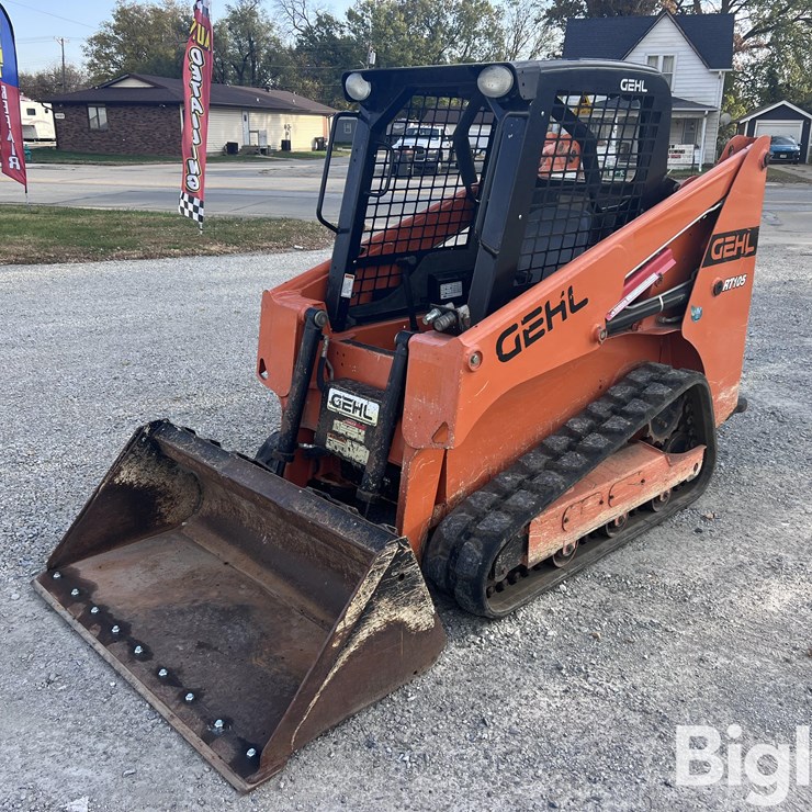 2019 GEHL RT105