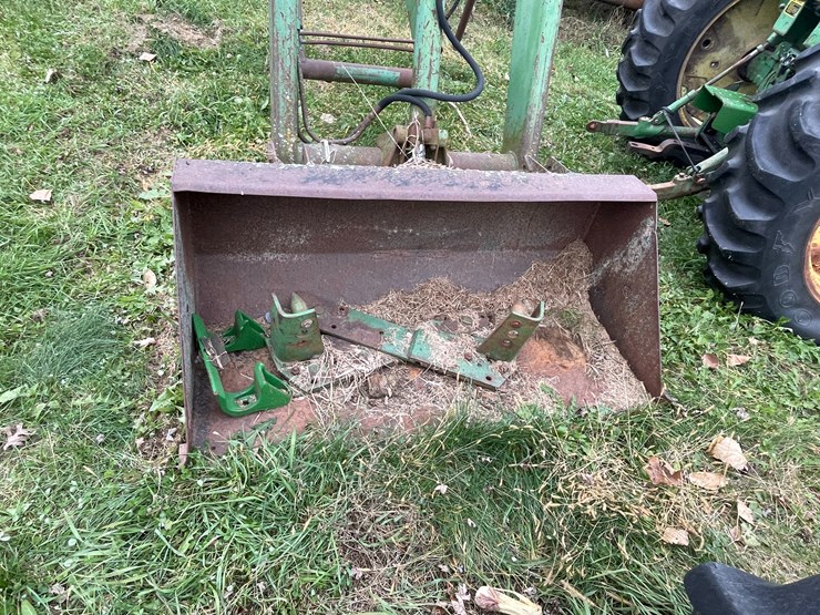 #1048-•-john-deere-eo48u-loader-(ettrick,-wi)-image-17