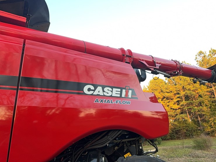 2018-case-ih-8240-image-34