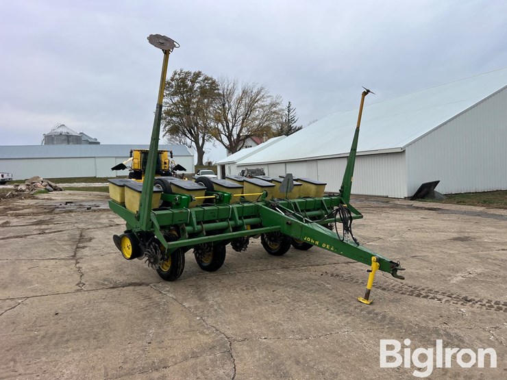 john-deere-7000-image-3