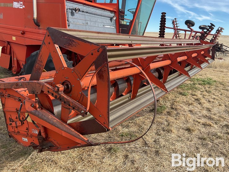 1973-massey-ferguson-760-image-19