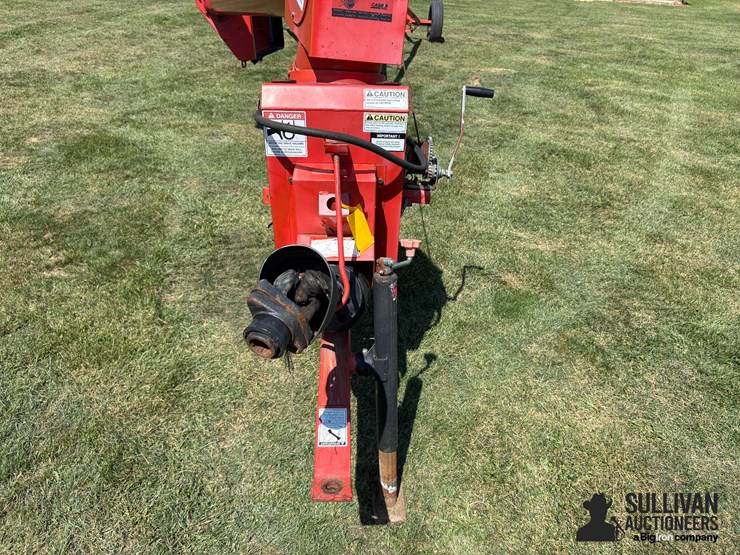 westfield-mk80-61-8"x61'-swing-away-auger-image-9