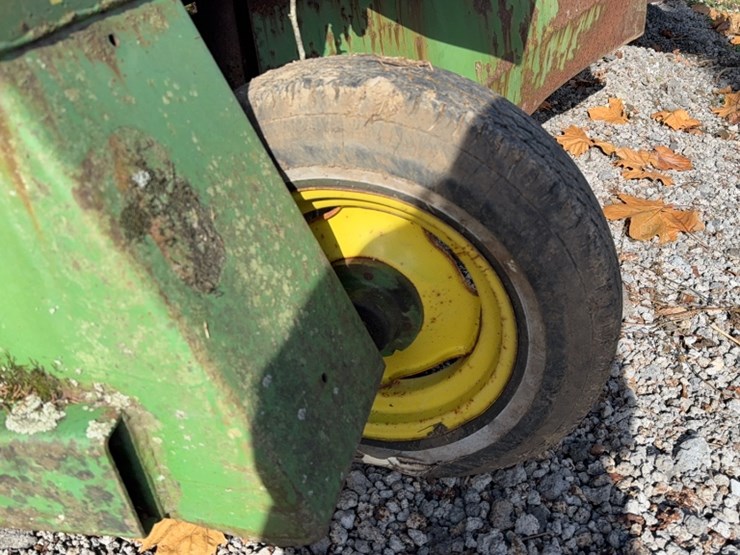 john-deere-8-image-9