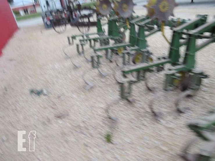 john-deere-825-image-5